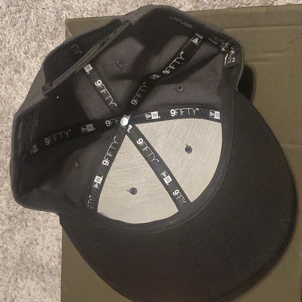 Sullen hat - Picture 4 of 4